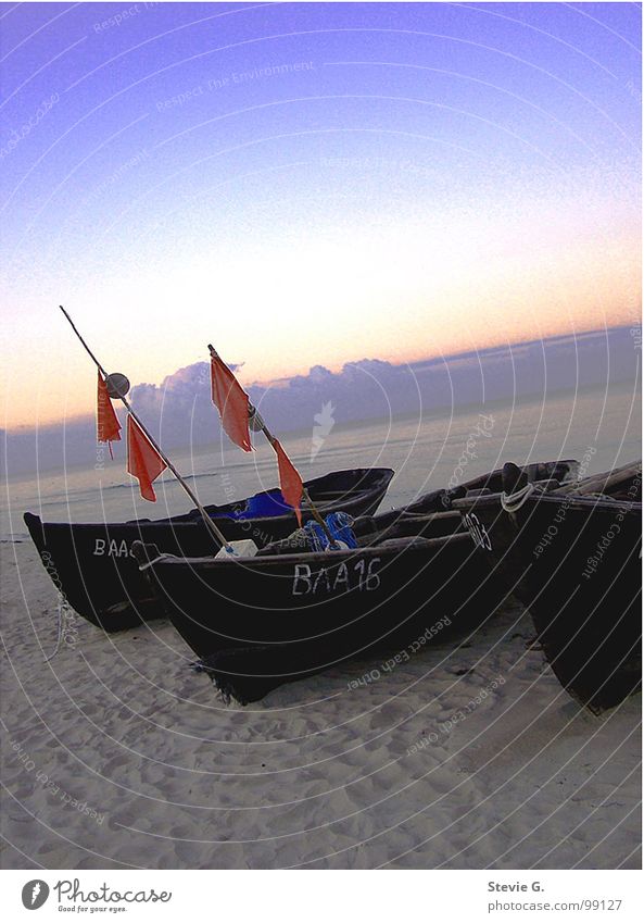 sensitiv Sonnenuntergang Meer Wasserfahrzeug Strand ruhig Küste Sand schön