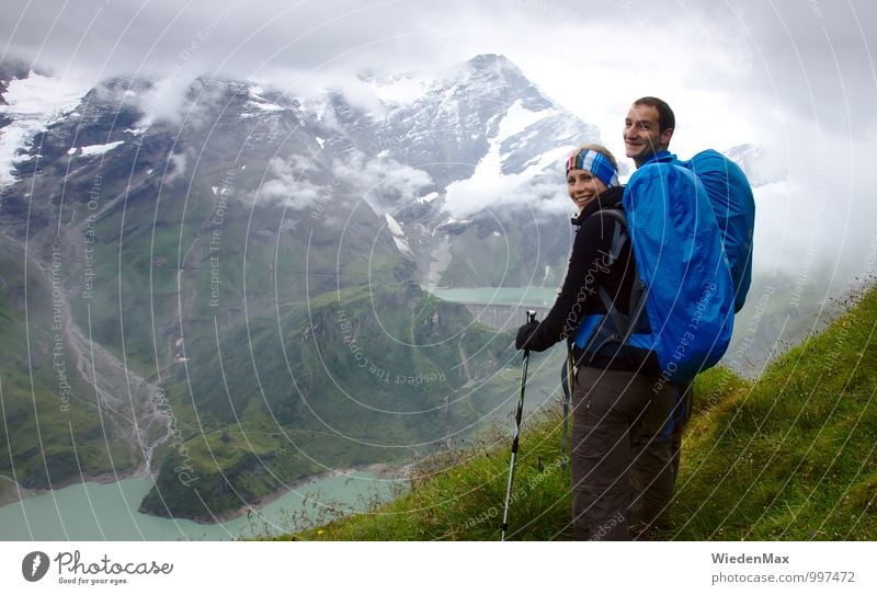 Bergwanderung Freude Abenteuer Sommer Berge u. Gebirge wandern Sport Klettern Bergsteigen Mensch maskulin feminin Freundschaft 2 18-30 Jahre Jugendliche